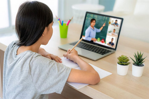 Giáo dục trực tuyến